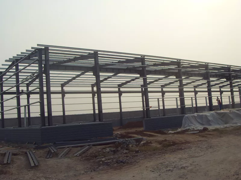 Dhismooyinka Warehouse ee Birta